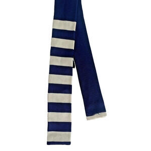 Hugo Boss Neck tie Silk Knit Blue White Stripe Square End Formal Academia Italy